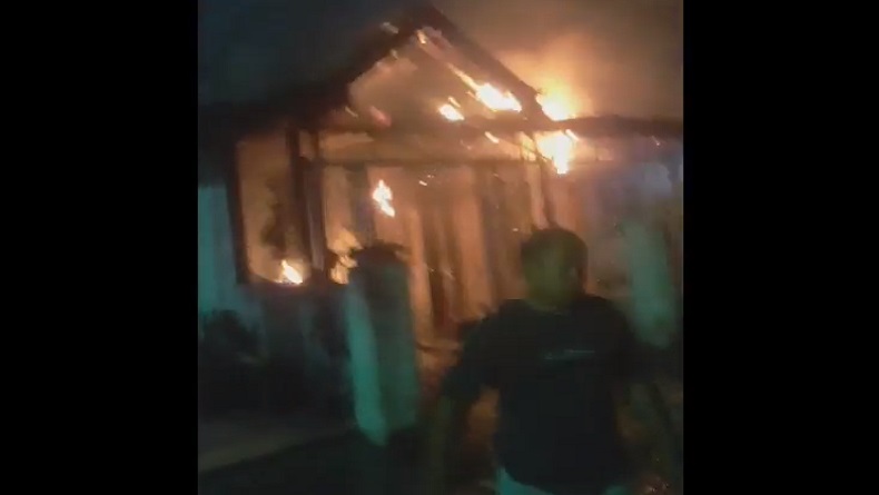 Betor Meledak saat Mesin Dihidupkan, Rumah di Medan Ludes Terbakar