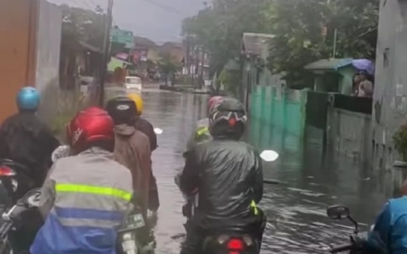 Ini Pemicu Hujan Deras Disertai Es Landa Cimahi Berdasarkan Analisis BMKG