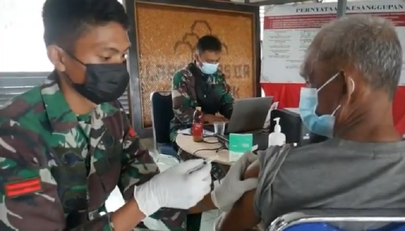 250 Warga Binaan Lapas Pontianak Divaksin Covid-19, Sempat Terkendala KTP