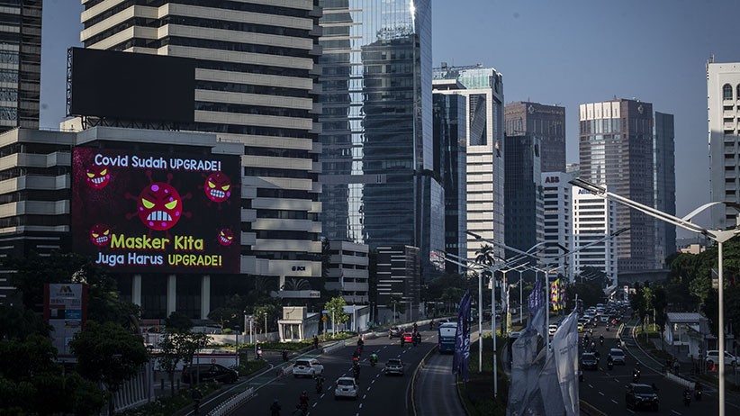 Suasana Kota Jakarta Jelang Penerapan WFH 100 Persen - Bagian 1