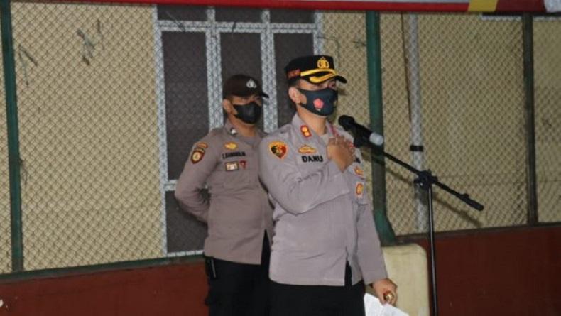 title 49 Personel Polres Langkat Naik Pangkat, Termasuk Wakapolres dan Kasat Reskrim 49 Personel Polres Langkat Naik Pangkat, Termasuk Wakapolres dan Kasat Reskrim