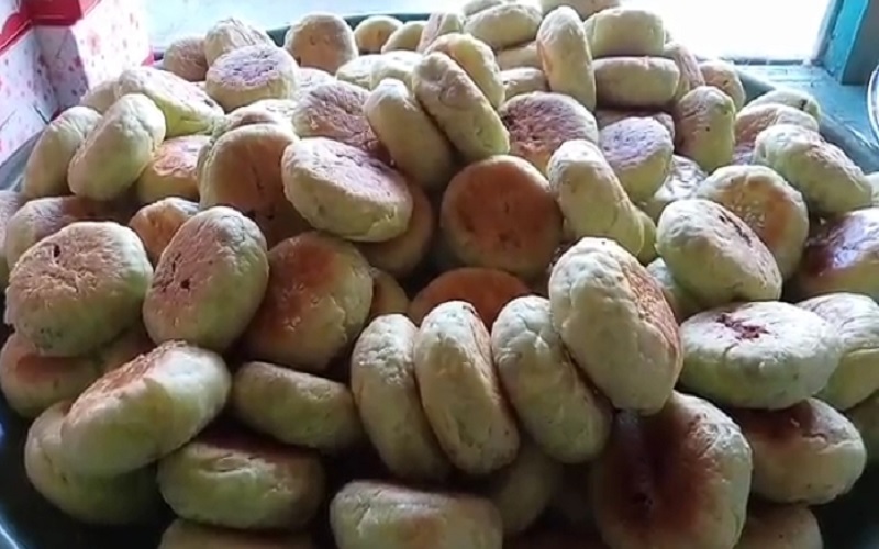 title Kue Arafit, Oleh-Oleh Khas Tanah Rencong Aceh yang Unik Kue Arafit, Oleh-Oleh Khas Tanah Rencong Aceh yang Unik