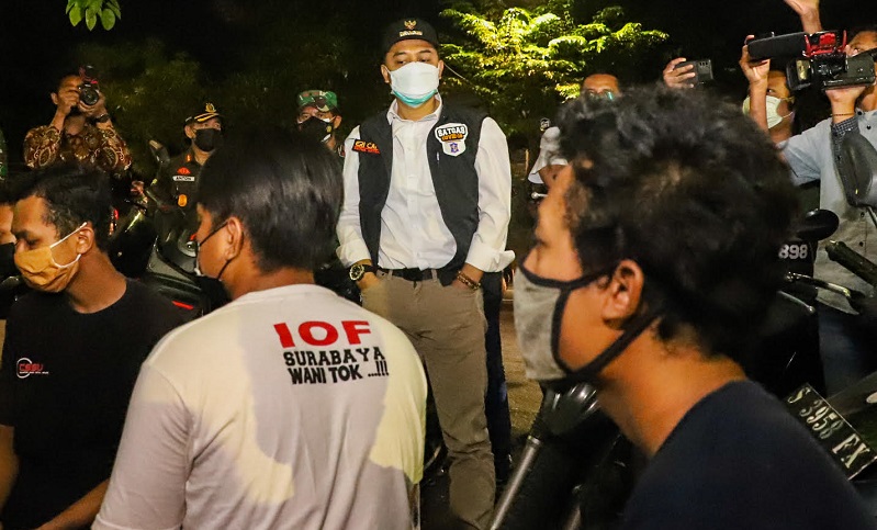 Langgar PPKM Darurat, 137 Warga Surabaya Dibawa ke Tempat Pemulasaraan Jenazah 