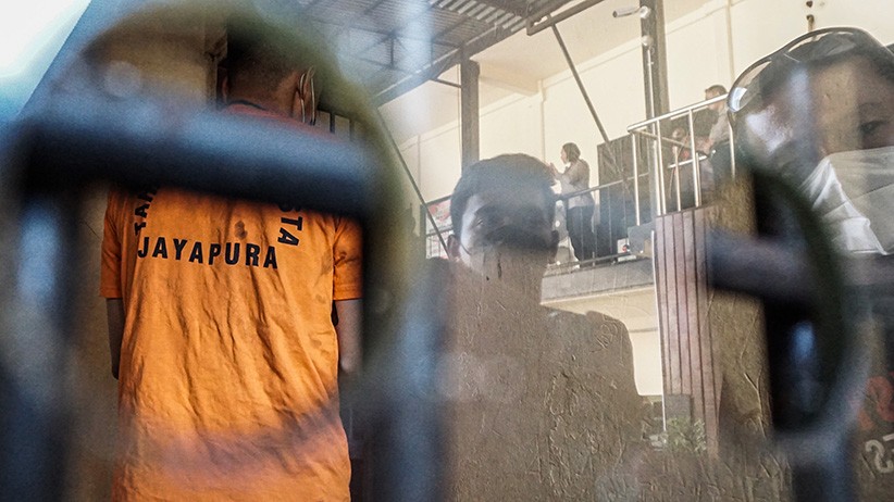 Tampang Pembunuh Pengusaha Emas, Pelaku Selingkuhan Istri Korban - Bagian 2