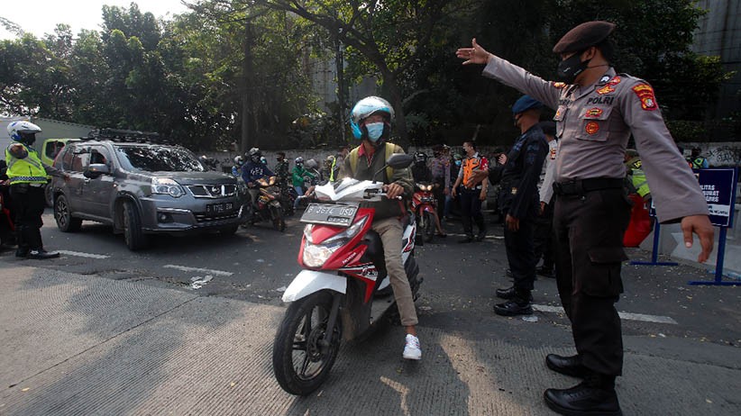 Hari Pertama Penyekatan PPKM Darurat di Padang, 600 Kendaraan Dipaksa Putar Balik