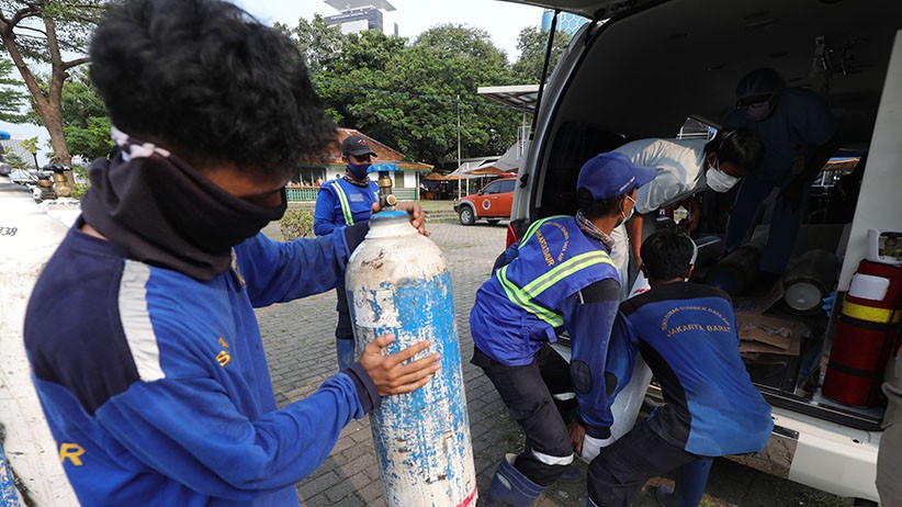 Pemprov DKI Jakarta Bangun Posko Darurat Oksigen Medis di Monas - Bagian 4