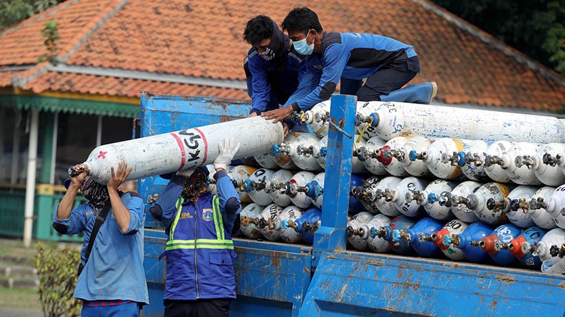 Pemprov DKI Jakarta Bangun Posko Darurat Oksigen Medis di Monas - Bagian 2