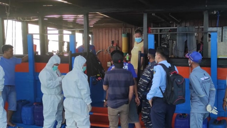 TNI Angkatan Laut Periksa Kedatangan Kapal Pesiar Tanpa Izin di Perairan Gorontalo