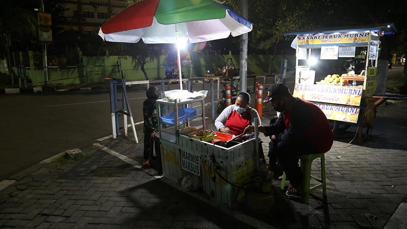 Terdampak PPKM Darurat, Begini Kondisi PKL Kota Surabaya - Bagian 1