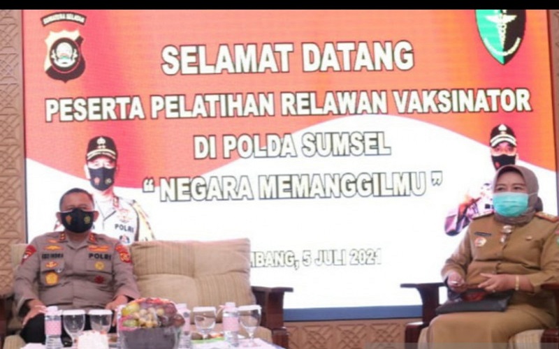 Percepat Vaksinasi, Puluhan Relawan di Palembang Dilatih Penyuntikan Vaksin 