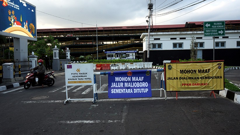 PPKM Darurat, Sejumlah Ruas Jalan Kota Yogyakarta Ditutup - Bagian 1