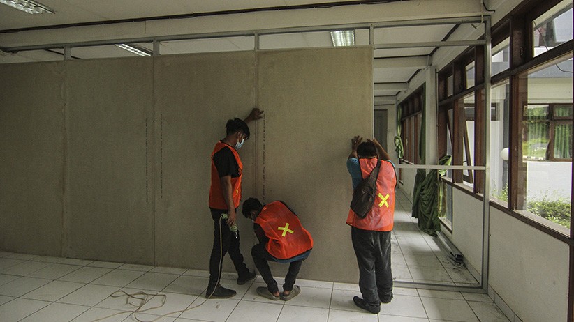 Begini Persiapan Asrama Haji Pondok Gede Menjadi RS Darurat Covid-19 - Bagian 3