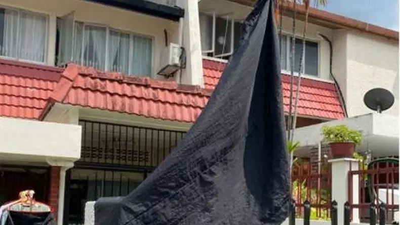 Warga Malaysia Kibarkan Bendera Hitam, Pemerintah Dinilai Gagal Tangani Covid-19