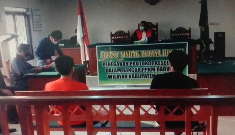 Langgar PPKM Darurat, Belasan Warga Cianjur Disidang Tipiring