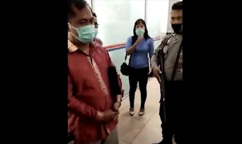 title Viral Oknum Hakim PN Rantauprapat Digerebek Asyik Karaoke dengan Perempuan Bersuami Viral Oknum Hakim PN Rantauprapat Digerebek Asyik Karaoke dengan Perempuan Bersuami
