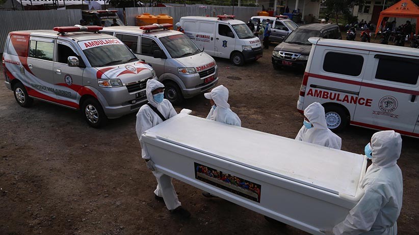 Suasana Antrean Pemulasaraan Jenazah Covid-19 - Bagian 1
