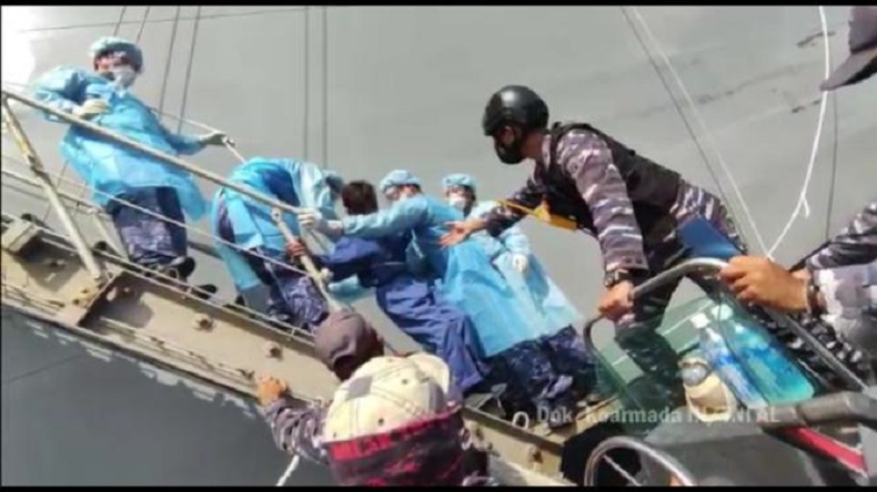 3 Nelayan yang Dievakuasi KRI Tatihu-853 Dipulangkan ke Bitung