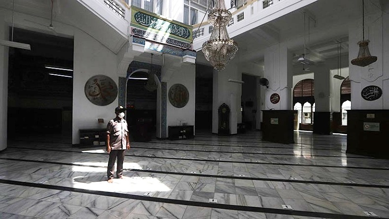 Penularan Covid-19 Cukup Tinggi, IDI Imbau Masyarakat Beribadah di Rumah