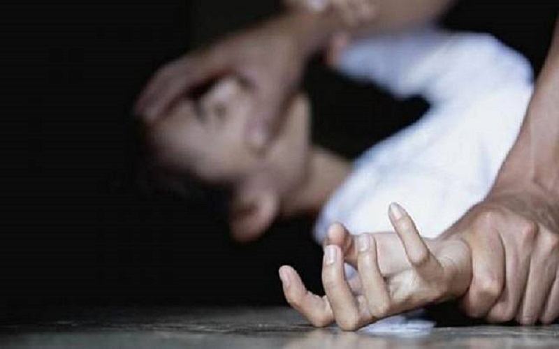 Remaja 14 Tahun Diperkosa Lima Pria di Rumah hingga Kuburan
