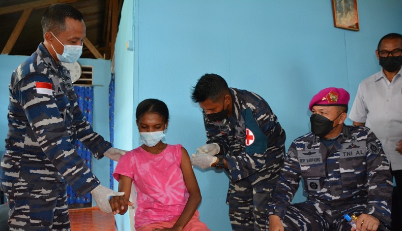 title Serbuan Amfibi Vaksinasi Covid-19 Lantamal Jayapura Digelar Door to Door Serbuan Amfibi Vaksinasi Covid-19 Lantamal Jayapura Digelar Door to Door