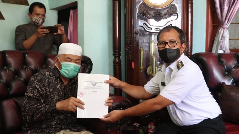 Pemilik Lahan di Area Kantor Lurah Hibahkan Tanah untuk Pemkot Makassar