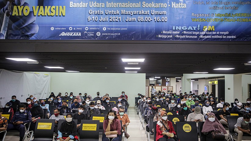 TNI AU Gelar Serbuan Vaksinasi, 5.000 Dosis Disiapkan untuk Petugas Bandara - Bagian 1