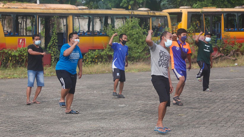 Tingkatkan Imunitas Tubuh, Pasien OTG Berjemur dan Olahraga Ringan - Bagian 2