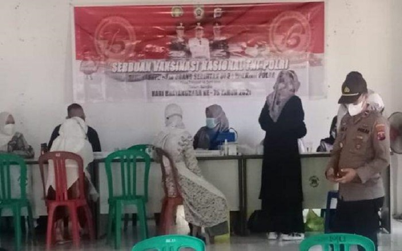 Kapolsek di Balangan Beri Doorprize Sepeda Motor bagi Warga yang Divaksin