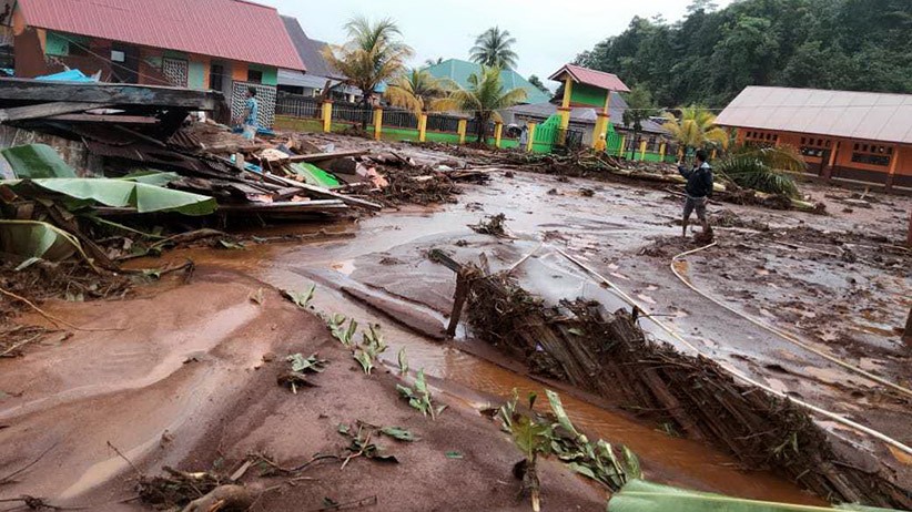 Ratusan Rumah Rusak Diterjang Banjir Bandang di Konawe Utara - Bagian 2