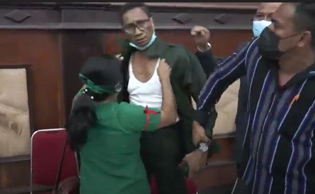 Rapat DPRD Sikka dengan Nakes soal Covid-19 Diproyekkan Ricuh