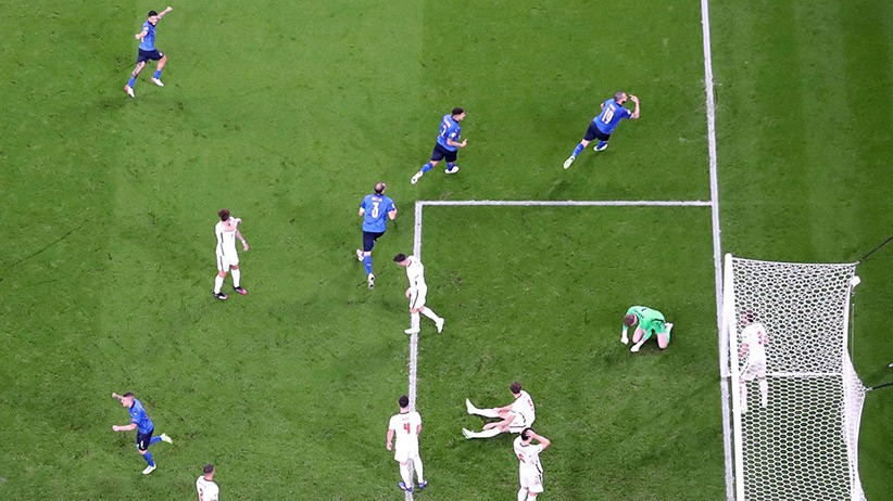 Foto-Foto Italia Juara Euro 2020 usai Menang Adu Penalti - Bagian 5
