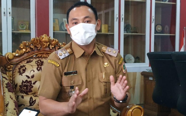 title Pemkab Kapuas Hulu Pantau Medsos ASN yang Ajak Tak Percaya Covid Pemkab Kapuas Hulu Pantau Medsos ASN yang Ajak Tak Percaya Covid
