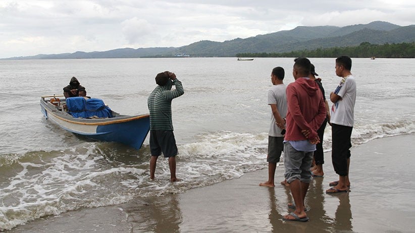 Ombak Tinggi, Basarnas Kesulitan Cari Mahasiswa Tenggelam di Pantai Batu Gong - Bagian 2