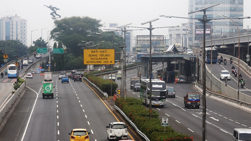 PPKM Darurat, Mobilitas Warga Jakarta Turun 50 Persen - Bagian 1