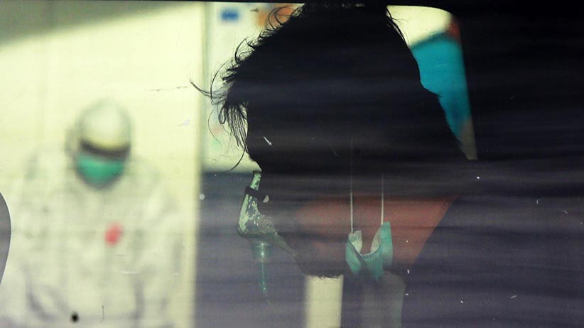 Pasien Covid-19 Terus Berdatangan ke Rumah Sakit Lapangan Tembak Surabaya - Bagian 5