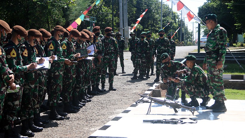114 Taruna Akmil Datangi Markas Pasukan Raider - Bagian 3