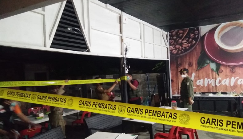 Langgar Prokes dan Jam Malam, Kafe di Banda Aceh Disegel