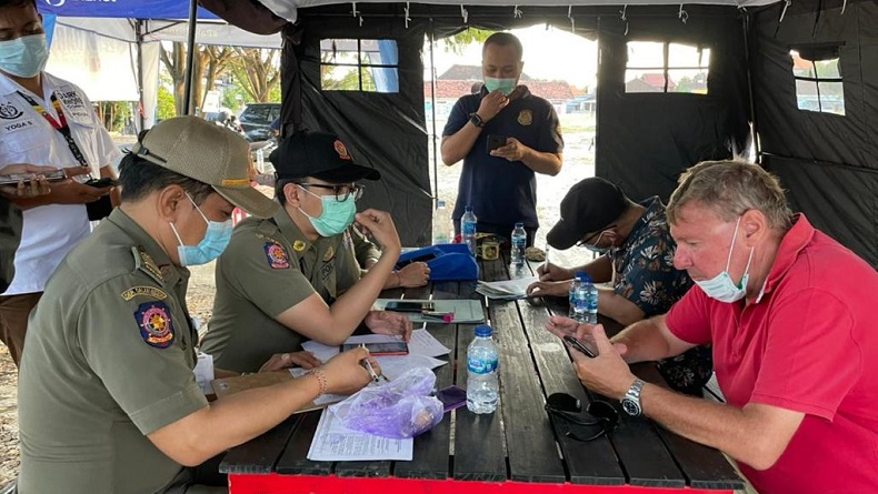 Abaikan Prokes, 7 WNA Terjaring Operasi Yustisi di Badung Bali