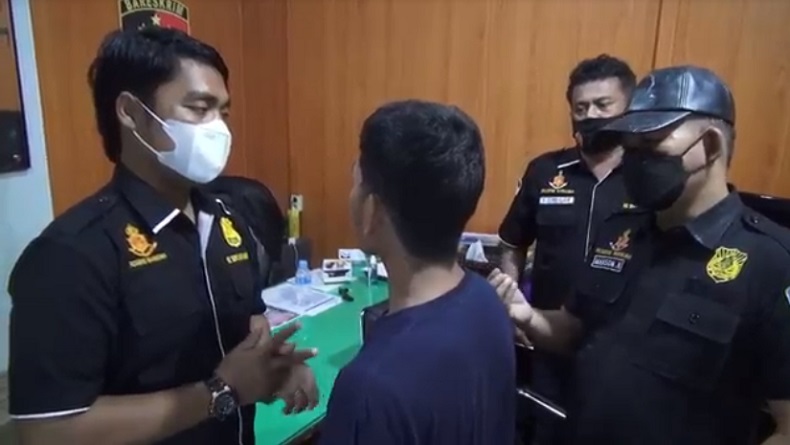 Terkena PHK dari Buruh Kebun, Pasutri Beralih Profesi Jadi Kurir Ganja