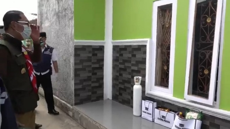 Prihatin Banyak yang Meninggal saat Isoman, Ridwan Kamil Minta Aparat Rutin Pantau Warga