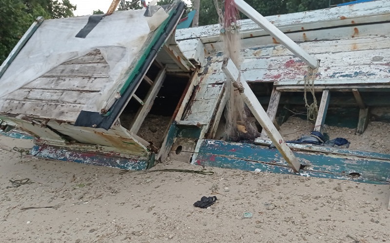 Ada Gelombang 6 Meter, Nelayan di Banten Diimbau Tak Melaut