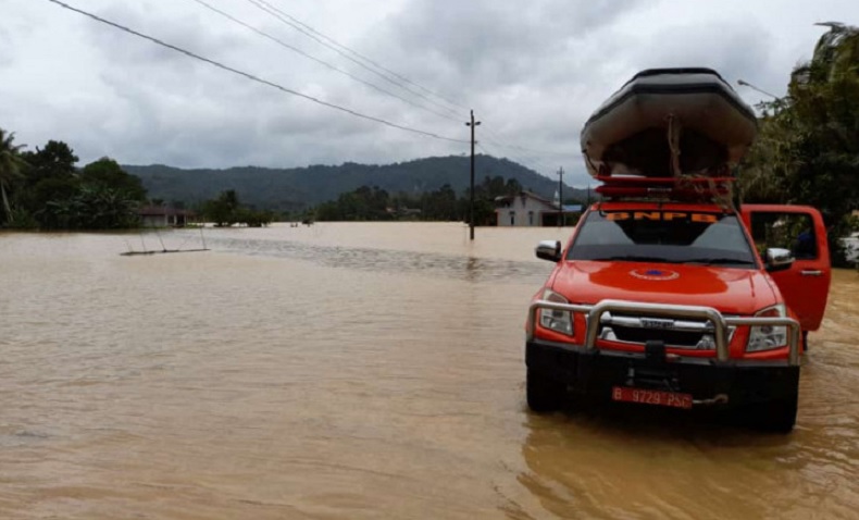Banjir di Mempawah Meluas Rendam 674 Rumah Warga di 5 Kecamatan
