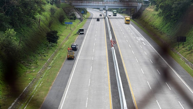 Penampakan Jalan Tol Semarang-Solo Lengang Imbas Penutupan Pintu Keluar - Bagian 3