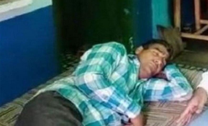 title Tidur 300 Hari dalam Setahun, Pria Ini Dijuluki Kumbhakarna Tidur 300 Hari dalam Setahun, Pria Ini Dijuluki Kumbhakarna