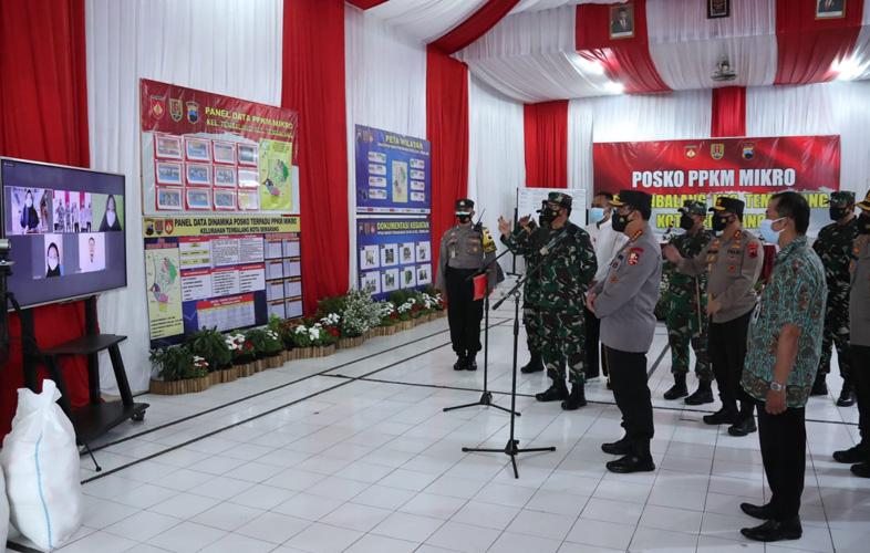 Semangati Warga yang Sedang Isolasi Mandiri, Ini Pesan Panglima TNI dan Kapolri