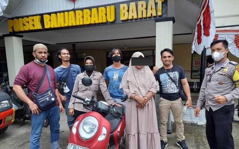 Polisi Kejar-Kejaran dengan Emak Residivis Pencurian di Jalan Raya Banjarbaru