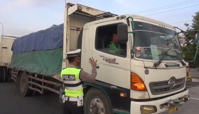  Exit Tol Ditutup, Sopir Truk: Kalau Gini Terus-terusan Nggak Bisa Kerja, Mati lah Pekerjaan