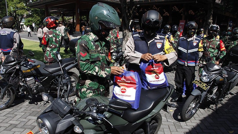 1.000 Paket Sembako Didistribusikan untuk Warga Terdampak Pandemi di Solo - Bagian 2