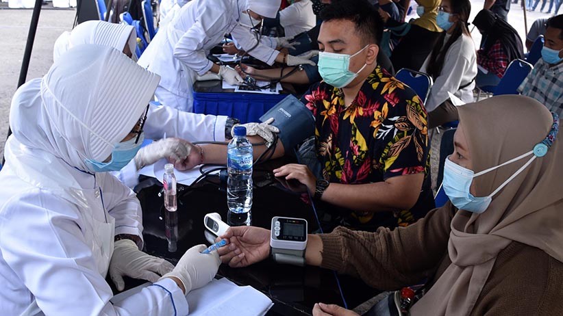 Ribuan Orang Jadi Target Serbuan Vaksin Koarmada II - Bagian 3