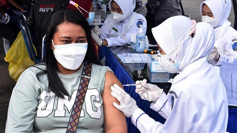 Ribuan Orang Jadi Target Serbuan Vaksin Koarmada II - Bagian 2